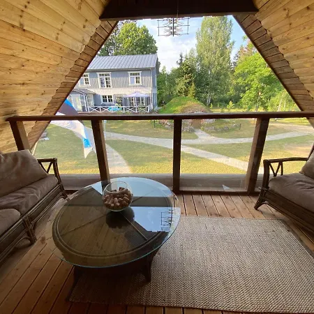 Laane Talu Sauna House Hotel Uhtjarve